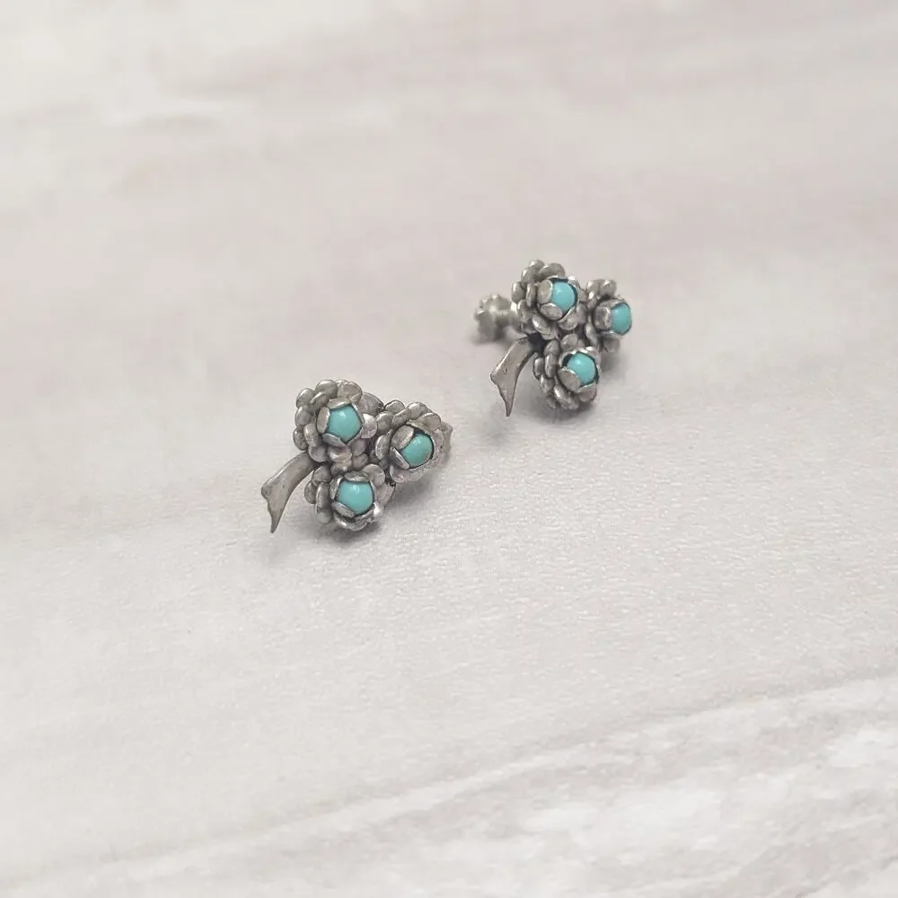 Vintage Screw On Earrings Design Silver Tone & Turquoise Tone 7/8